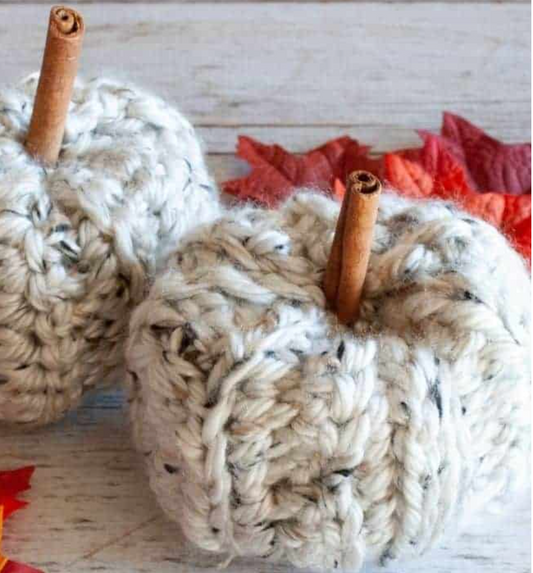 Free Pumpkin Crochet Pattern – DIY Fall Decor, Easy Beginner Crochet Tutorial